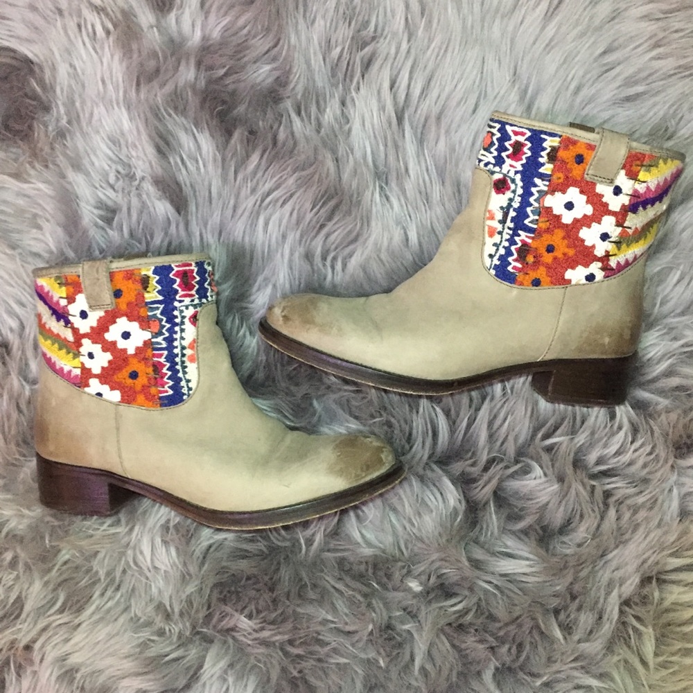 Embroidered Southwestern Tapestry Ankle Boots
